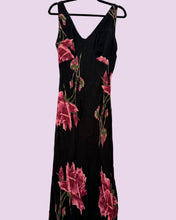 Load image into Gallery viewer, black beaded floral *size 12*