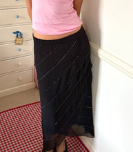 Load image into Gallery viewer, Black beaded layered skirt Size 16