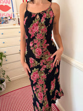 Load image into Gallery viewer, strappy sequin flora black maxi dress *size 10*