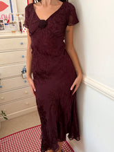 Load image into Gallery viewer, cabernet beaded floral formal maxi dress *size 12*