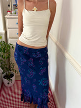 Load image into Gallery viewer, purple paisley glitter skirt *size M*