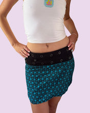 Load image into Gallery viewer, reversible skirt *one size*
