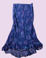 Load image into Gallery viewer, purple paisley glitter skirt *size M*
