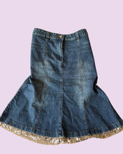 Load image into Gallery viewer, Denim sequin midi skirt *size M/L*
