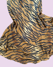 Load image into Gallery viewer, tiger skirt *size 10/12*
