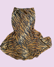 Load image into Gallery viewer, tiger skirt *size 10/12*
