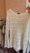 Load image into Gallery viewer, *size S* sequin knitted jumper
