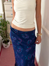Load image into Gallery viewer, purple paisley glitter skirt *size M*
