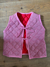 Load image into Gallery viewer, Gingham quilted vest
