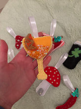 Load image into Gallery viewer, beaded, sequin keyrings / xmas decorations
