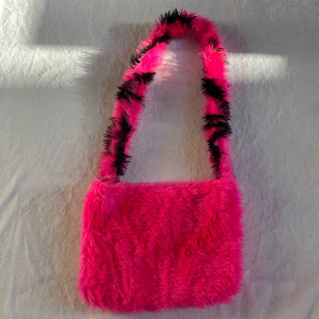 Fluffy pink shoulder bag