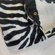 Load image into Gallery viewer, Fluffy zebra shoulder bag
